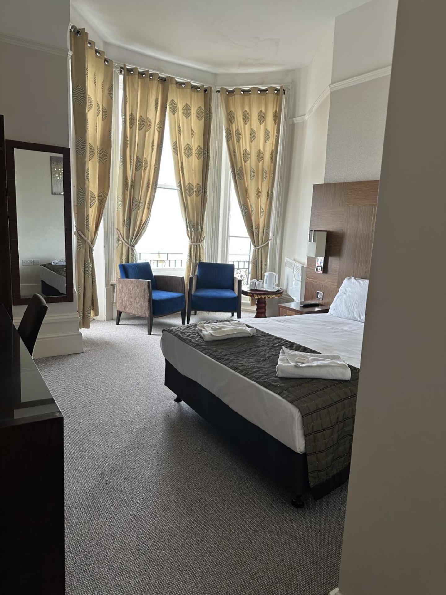 Glastonbury Hotel Eastbourne Dış mekan fotoğraf